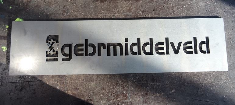 lasergesneden logo middelveld